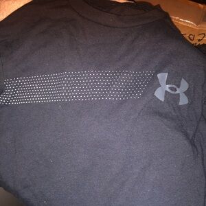 Youth Small Under Armour long sleeve shirt